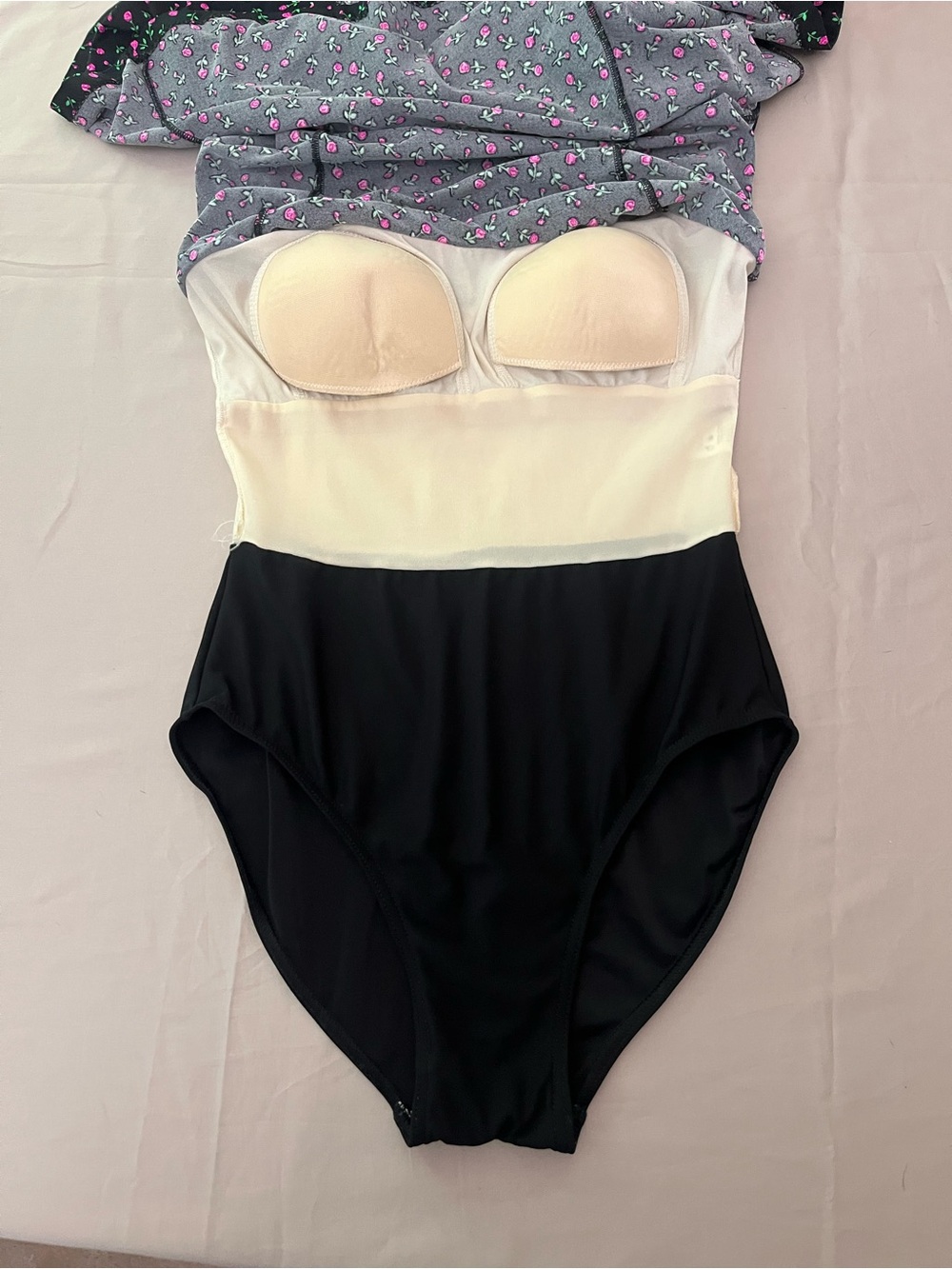 Vintage swim dress- It Figures! - Picture 4 of 4